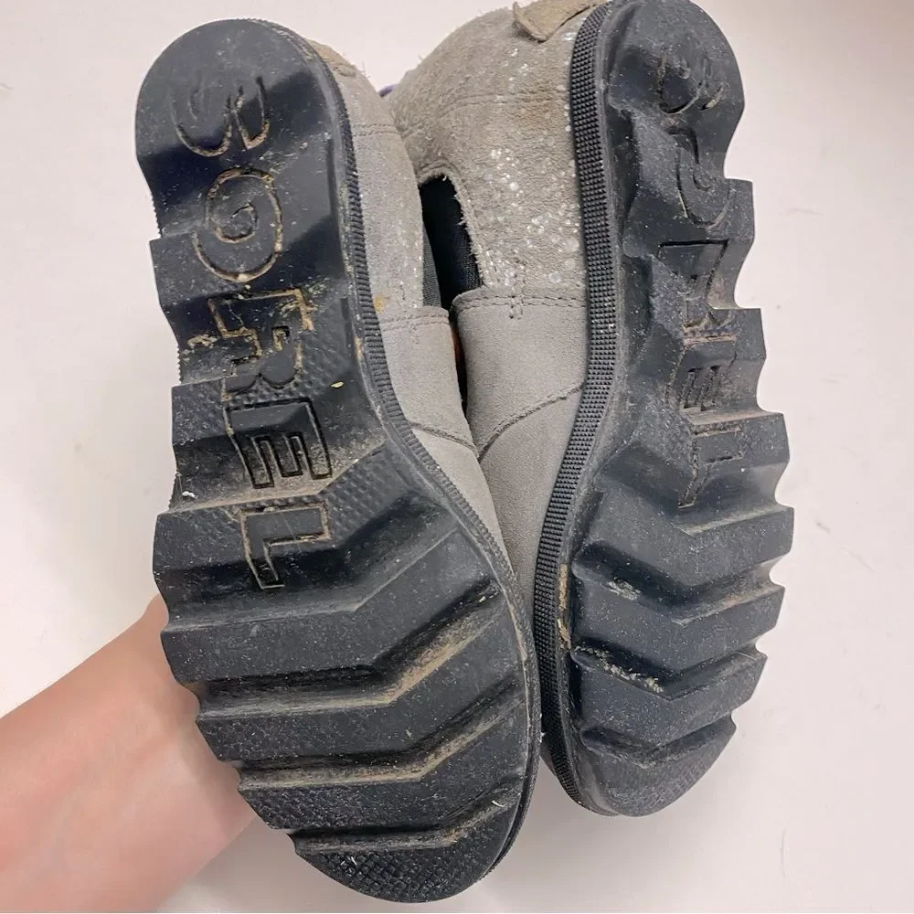 Sorel Joan of Artic Wedge Boot pull on Gray leather suede metallic Girls youth 2